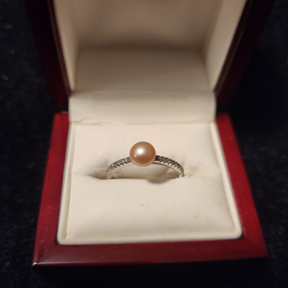 Vantel Pearls Silver Ring with Gold Pearl